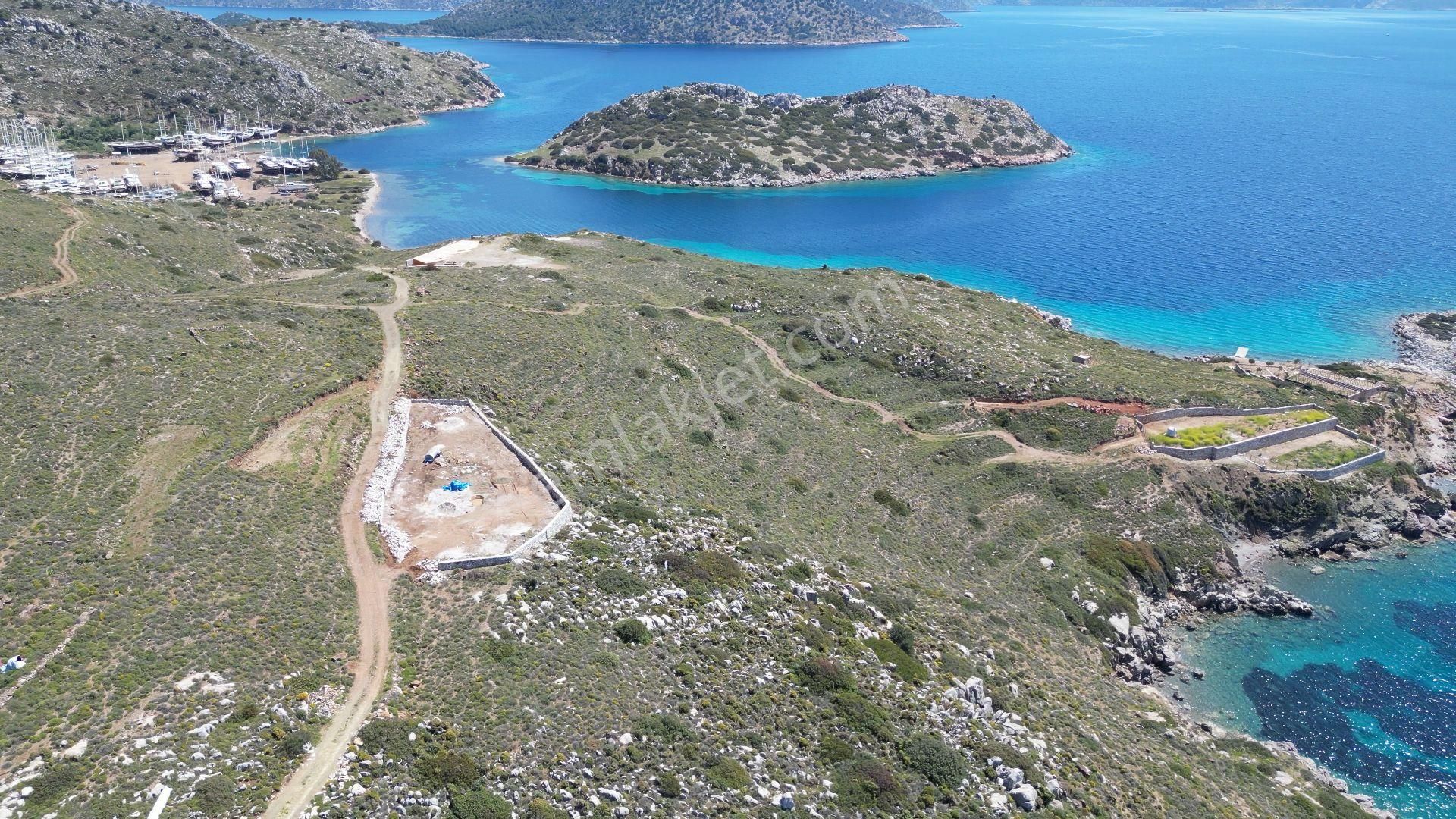 Joker: Bozburun Denize 60 Metre Yakınlıkta Resmi Yolu Olan Satılık Tarla - Görsel 4