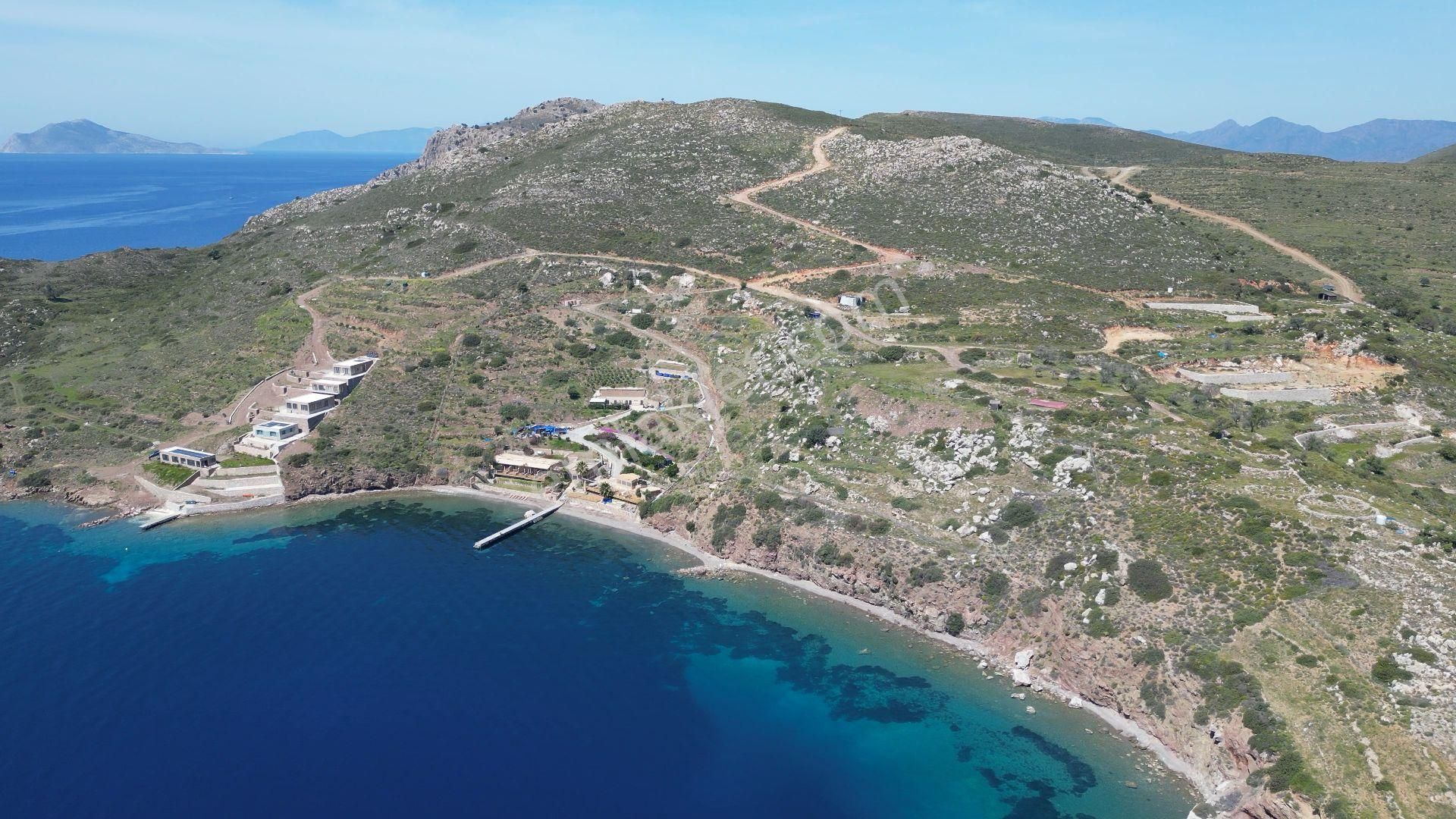 Joker: Bozburun Denize 60 Metre Yakınlıkta Resmi Yolu Olan Satılık Tarla - Görsel 2