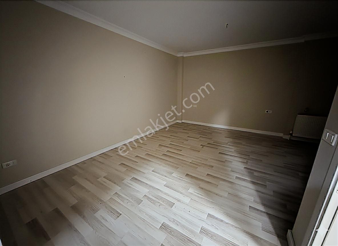 Silivri Yeni Mah. Saral Life Sitesi Havuzlu Güvenlikli 3+1 - Görsel 2