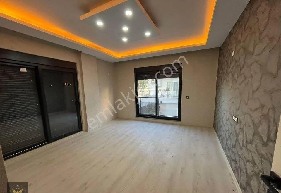 Beylikdüzü Osb Mh.5m Migros Avm Dibinde 3+1 Lüx Dairemiz..