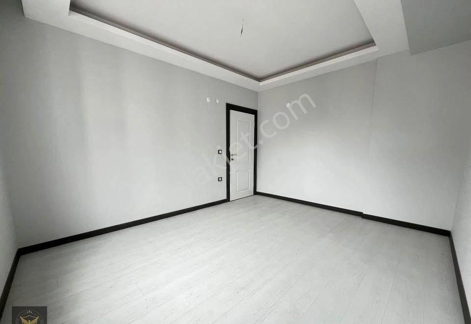 Şahin İnşaat'tan Ayrı Mutfaklı Arakat 1+1 Daire - Görsel 6