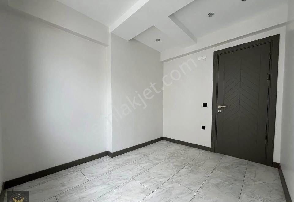 Şahin İnşaat'tan Beylikdüzünde Krediye Uygun 2+1 Ara Kat Daire - Görsel 2