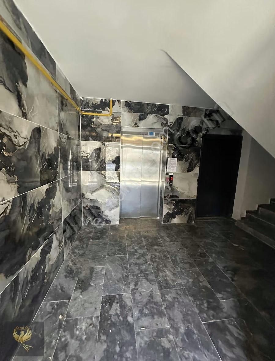 Atakumda Sıfır Eşyalı Cambalkonlu Kombili 1+1 Daire - Görsel 5