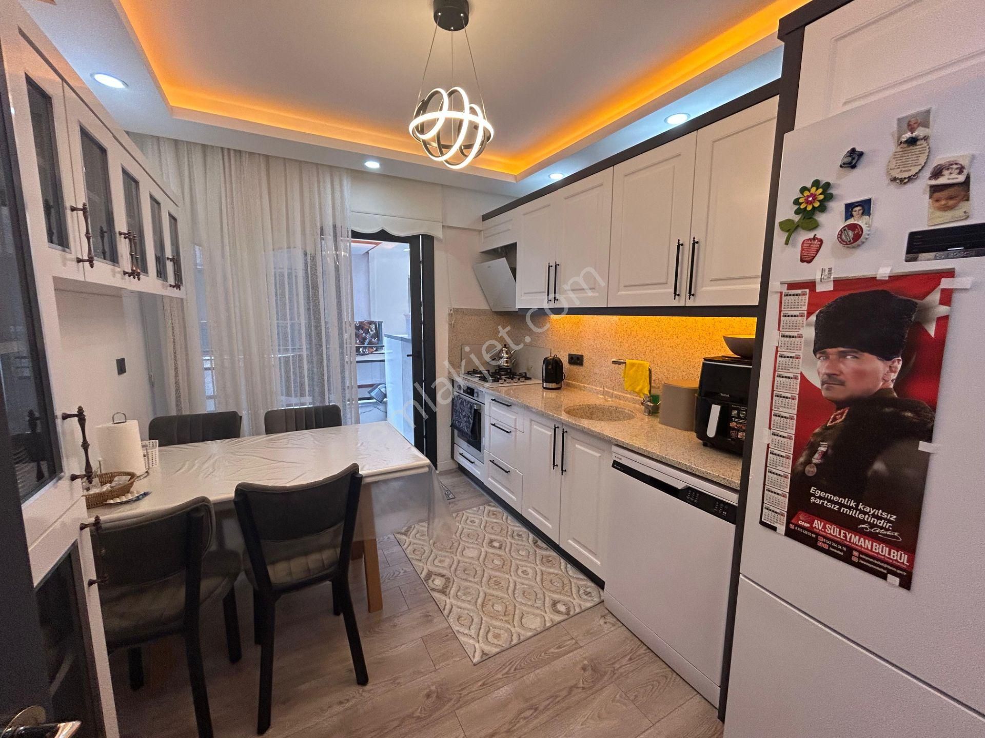 Aydın Didim Merkezde Satılık 4+1 Ayrı Mutfak Daire - Görsel 4