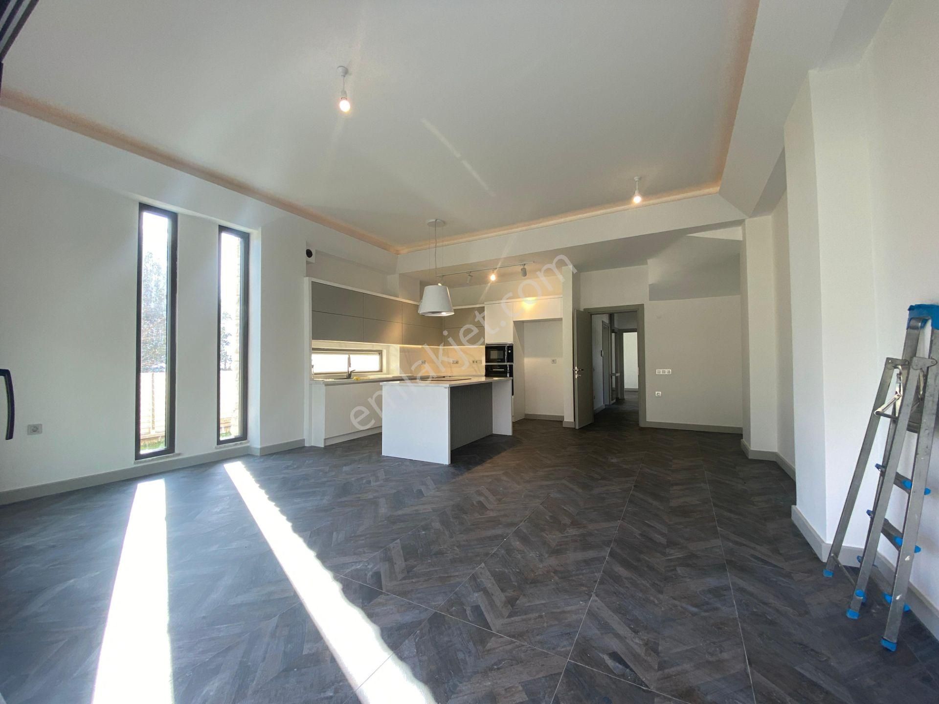 Güre Oteller Bölgesinde Deniz Manzaralı 4+1 Tam Müstakil - Görsel 12