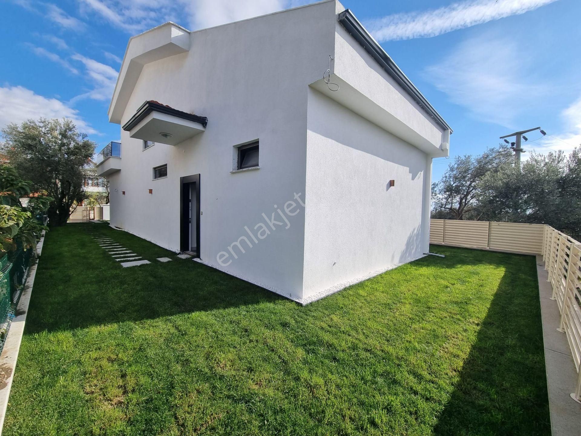 Güre Oteller Bölgesinde Deniz Manzaralı 4+1 Tam Müstakil - Görsel 34