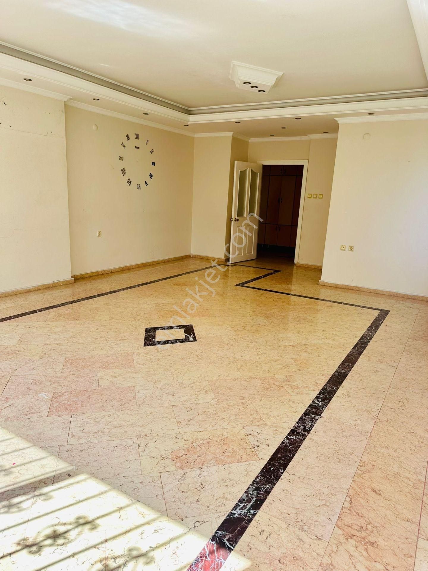 Mezitlide Acil Kiralık 4+1 Daire - Görsel 6