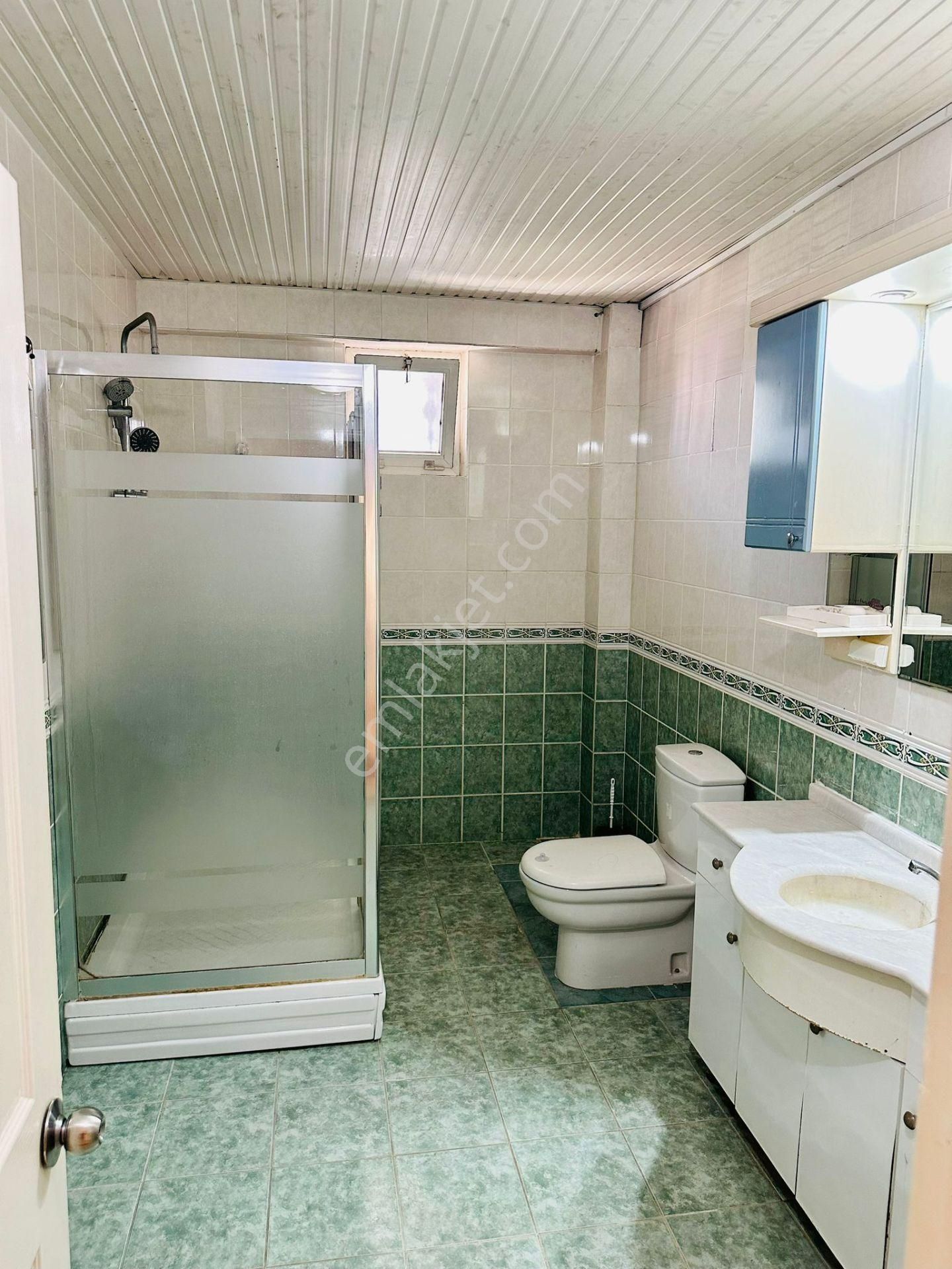 Mezitlide Acil Kiralık 4+1 Daire - Görsel 13