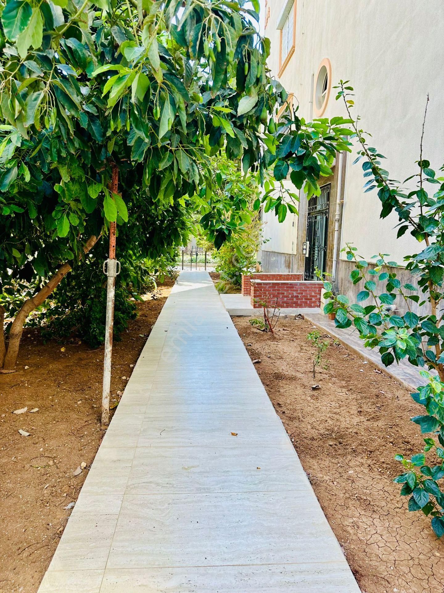 Mezitlide Acil Kiralık 4+1 Daire - Görsel 2