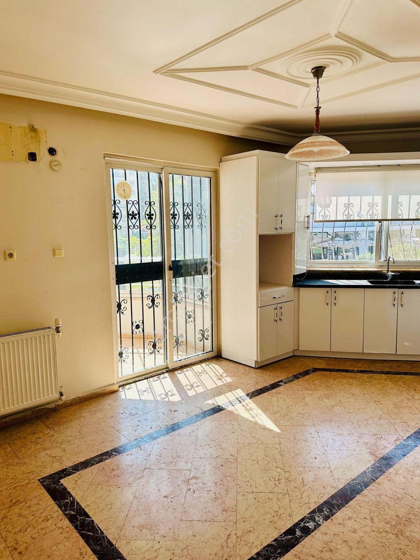 Mezitlide Acil Kiralık 4+1 Daire - Görsel 24