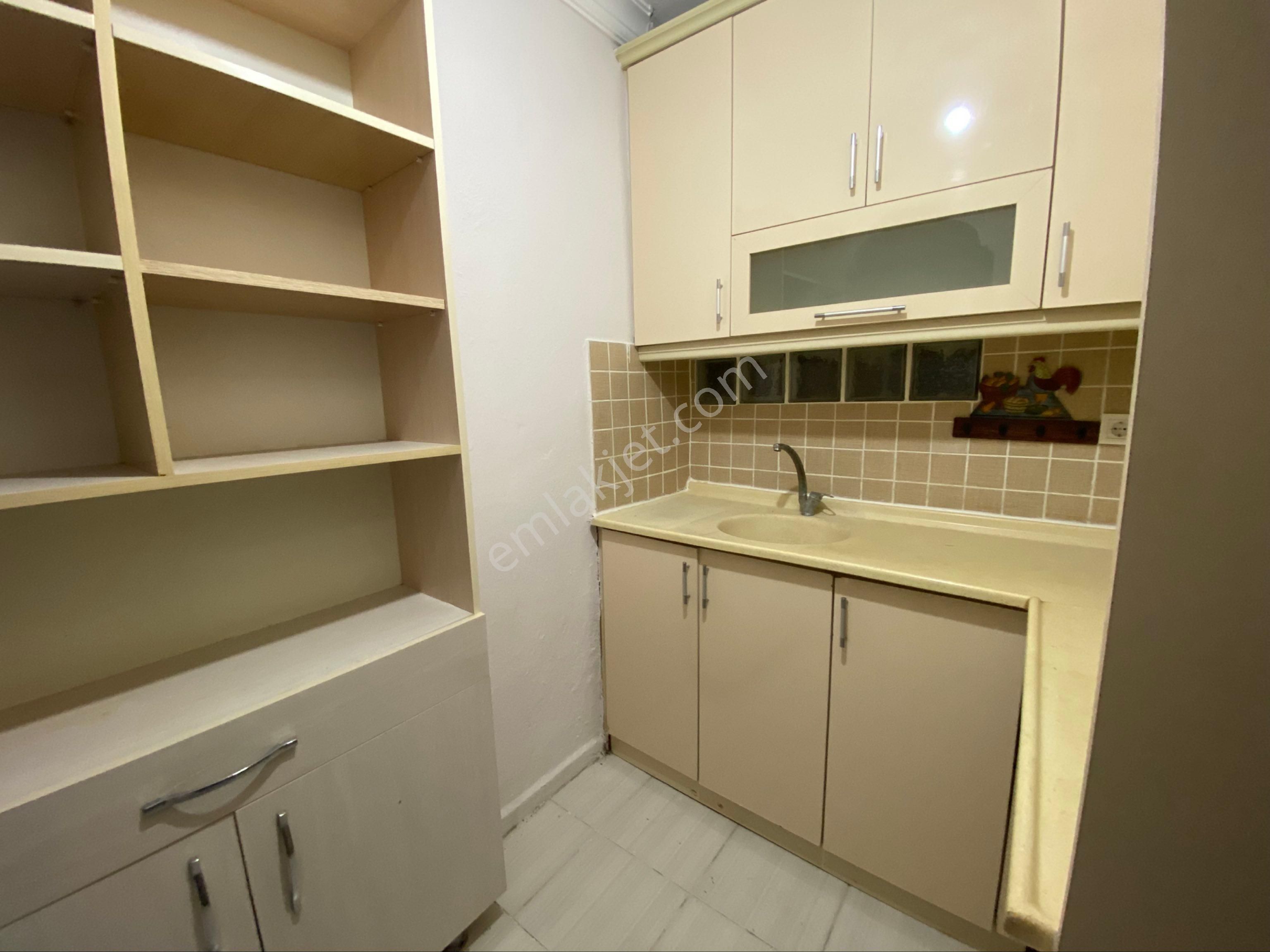 Yeşilyurt Hast. Ve Ordu Cd. Yakını Bakımlı Bahçeli 80m2-2+1 Daire - Görsel 22