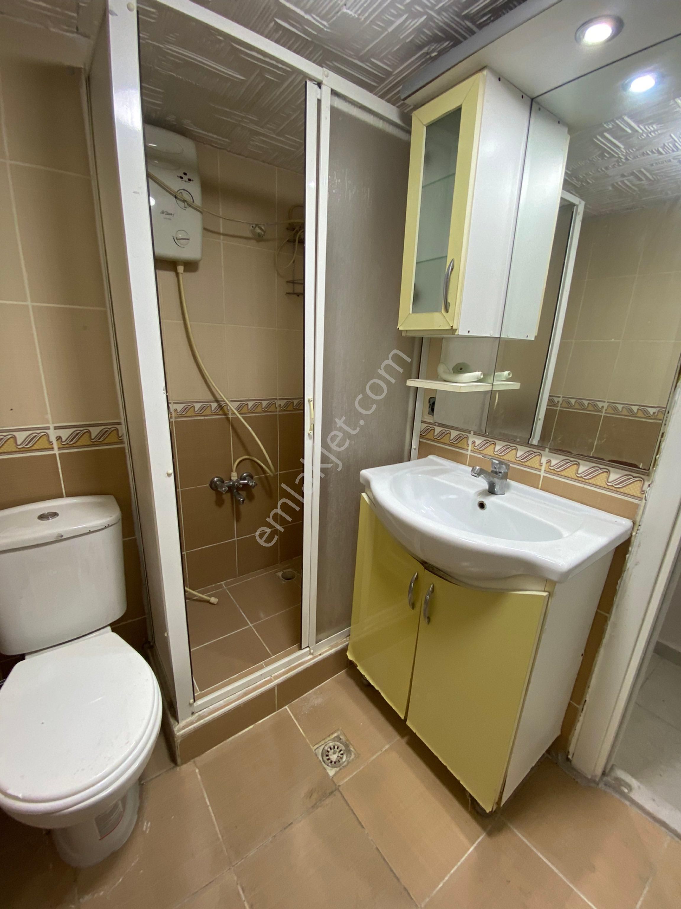 Yeşilyurt Hast. Ve Ordu Cd. Yakını Bakımlı Bahçeli 80m2-2+1 Daire - Görsel 18