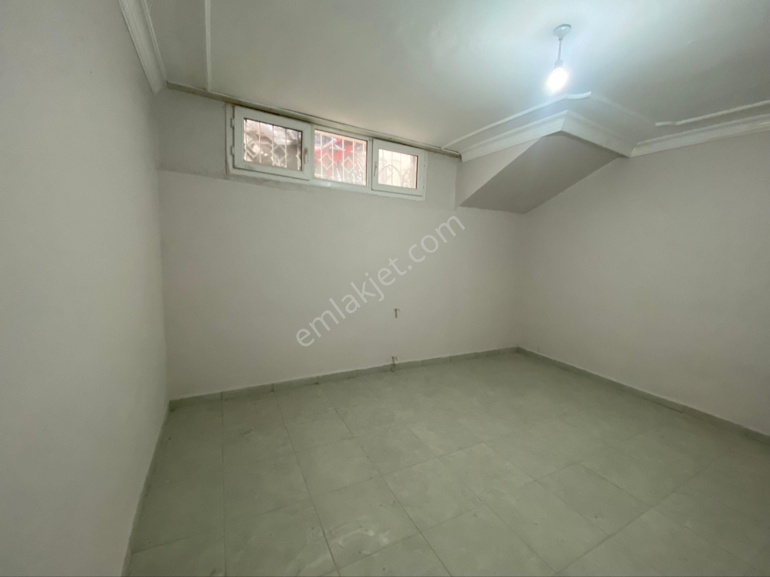 Yeşilyurt Hast. Ve Ordu Cd. Yakını Bakımlı Bahçeli 80m2-2+1 Daire - Görsel 28