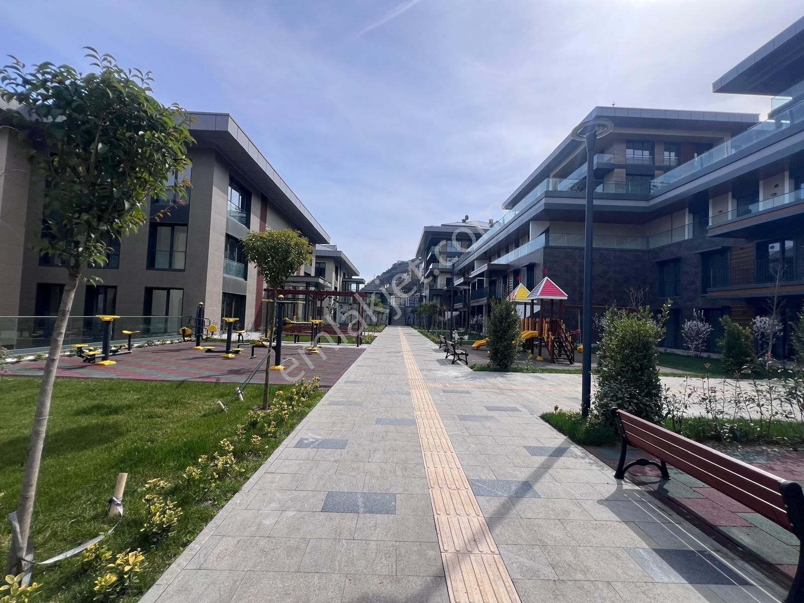 Çömlekçi Toki Sıra Evler'de 4+1 Kiralık Residans - Görsel 6