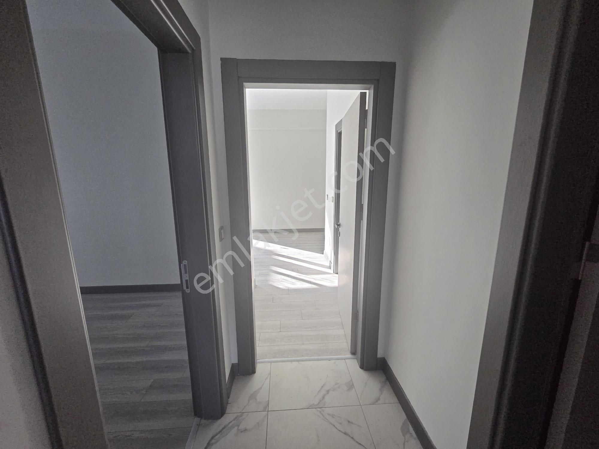 Çömlekçi Toki Sıra Evler'de 4+1 Kiralık Residans - Görsel 19