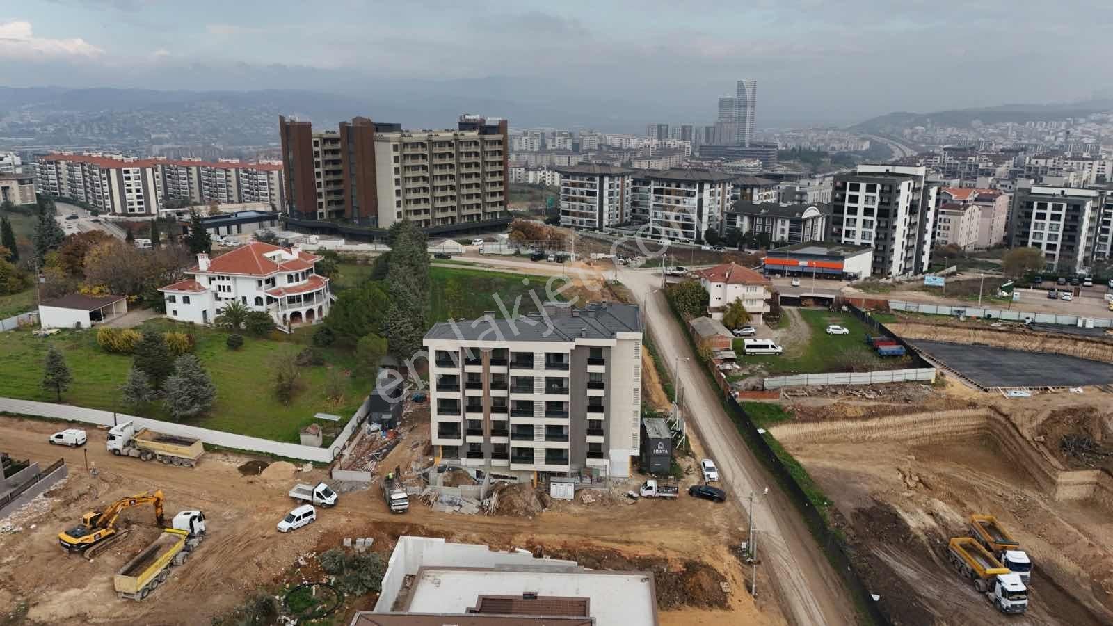 Balat Ve Otoban Sınırında 1+1 Satılık Lüks Daire - Görsel 20