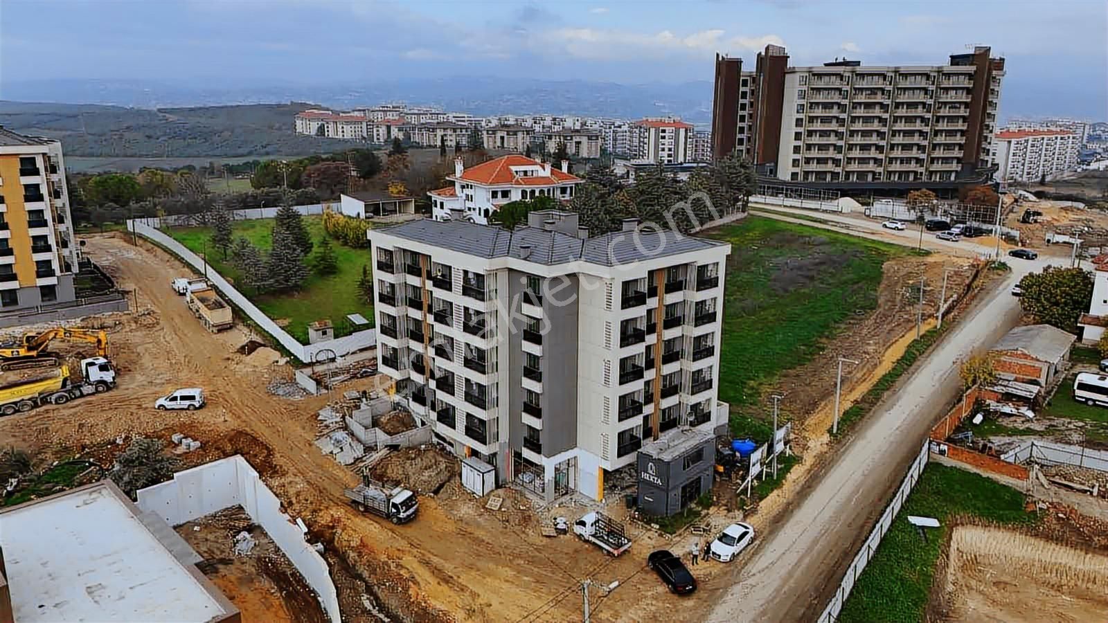 Balat Ve Otoban Sınırında 1+1 Satılık Lüks Daire - Görsel 16