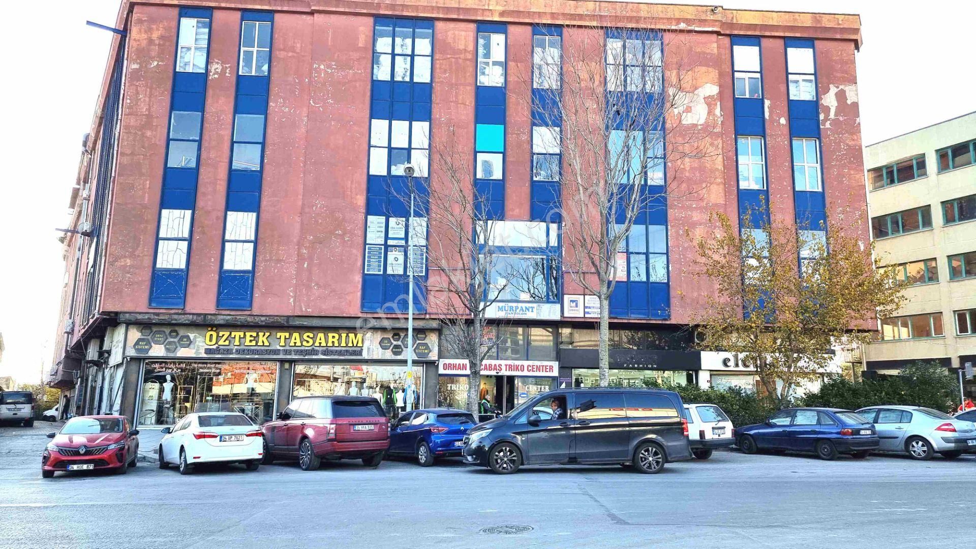 Orhan Kocabaş İş Merkezinde Hesaplı Fiyata Satılık Dükkan - Görsel 19