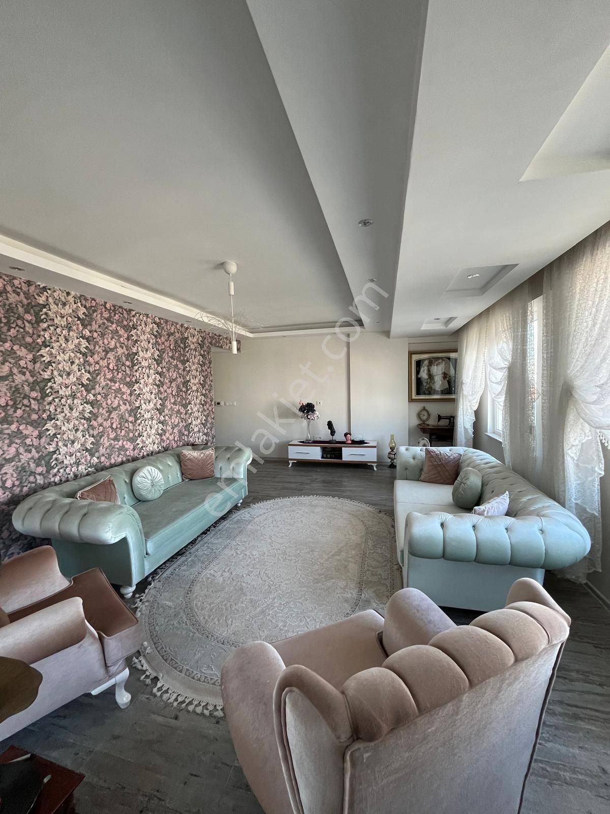 Demirler'den Şemikler'de Cinkaya Mevkii 5+1 Satılık Dublex Daire