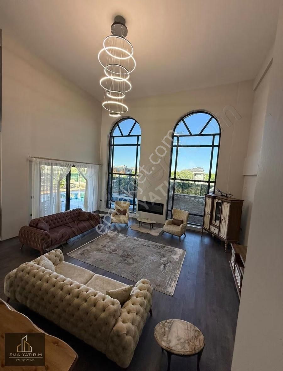 [ema] Ataşehir Prof Villalarında Kiralık Lüx Villa