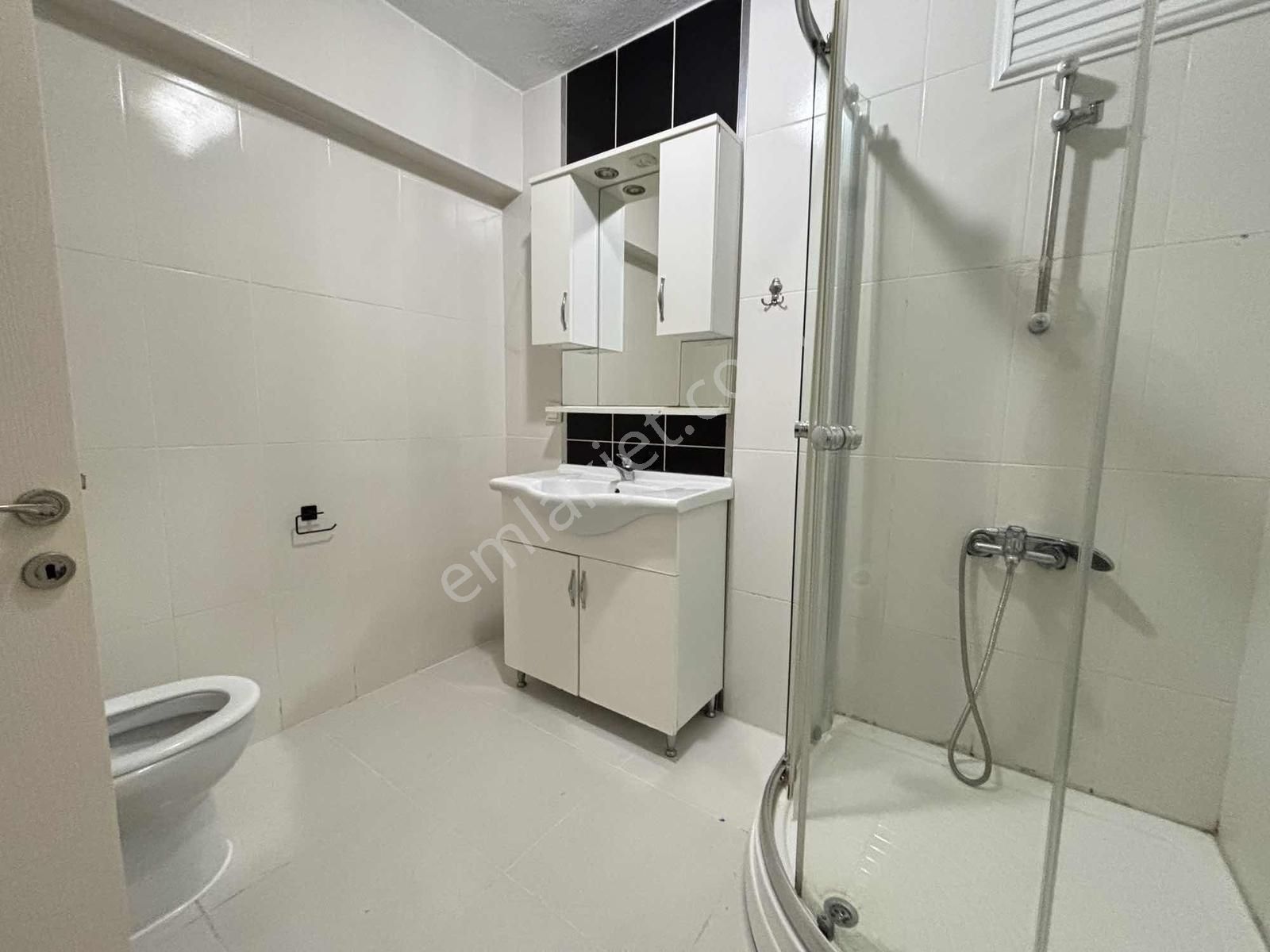 Yamaner'den Görükle Aile Sitesinde Kiralık 3+1 140 M² Daire - Görsel 27