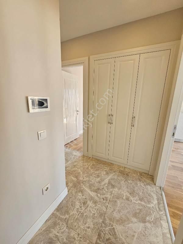 Suadiye'de Bağdat'a Yakın Lüks Binada Sıfır 2+1 Daire!!! - Görsel 16