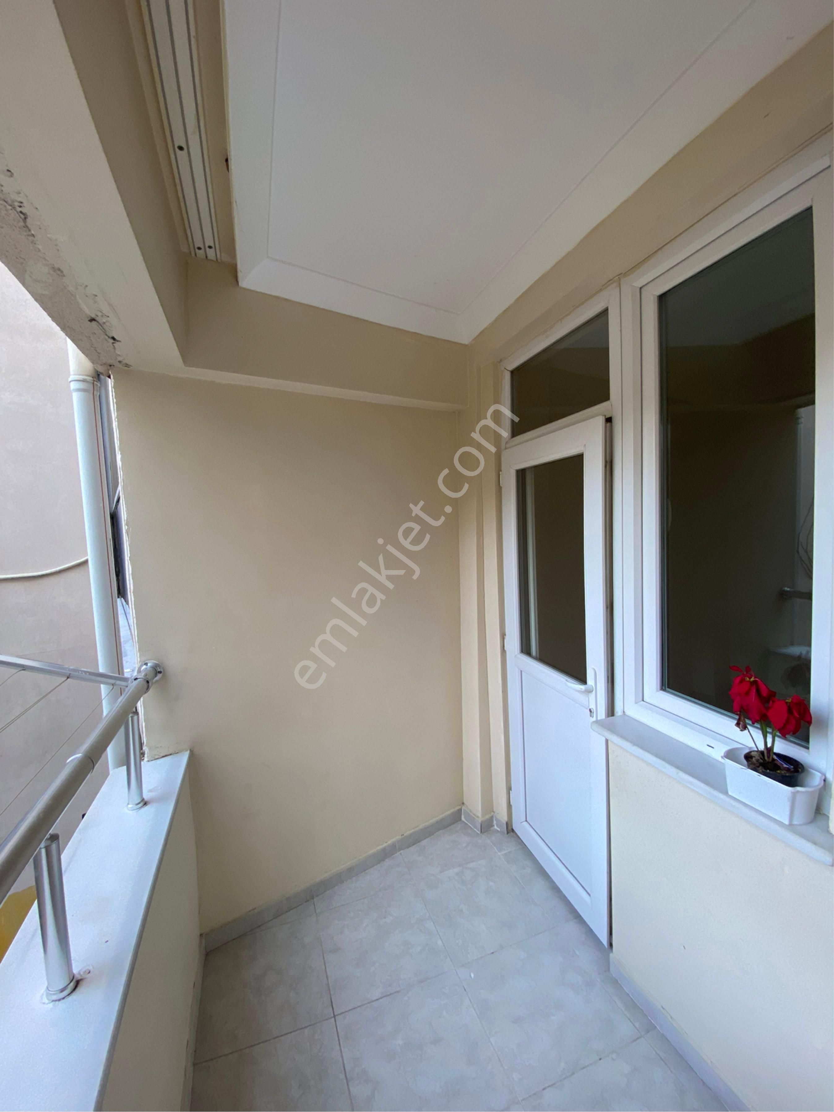 Biga Hamdibey Mahallesinde Kiralık 2+1 Daire - Görsel 22