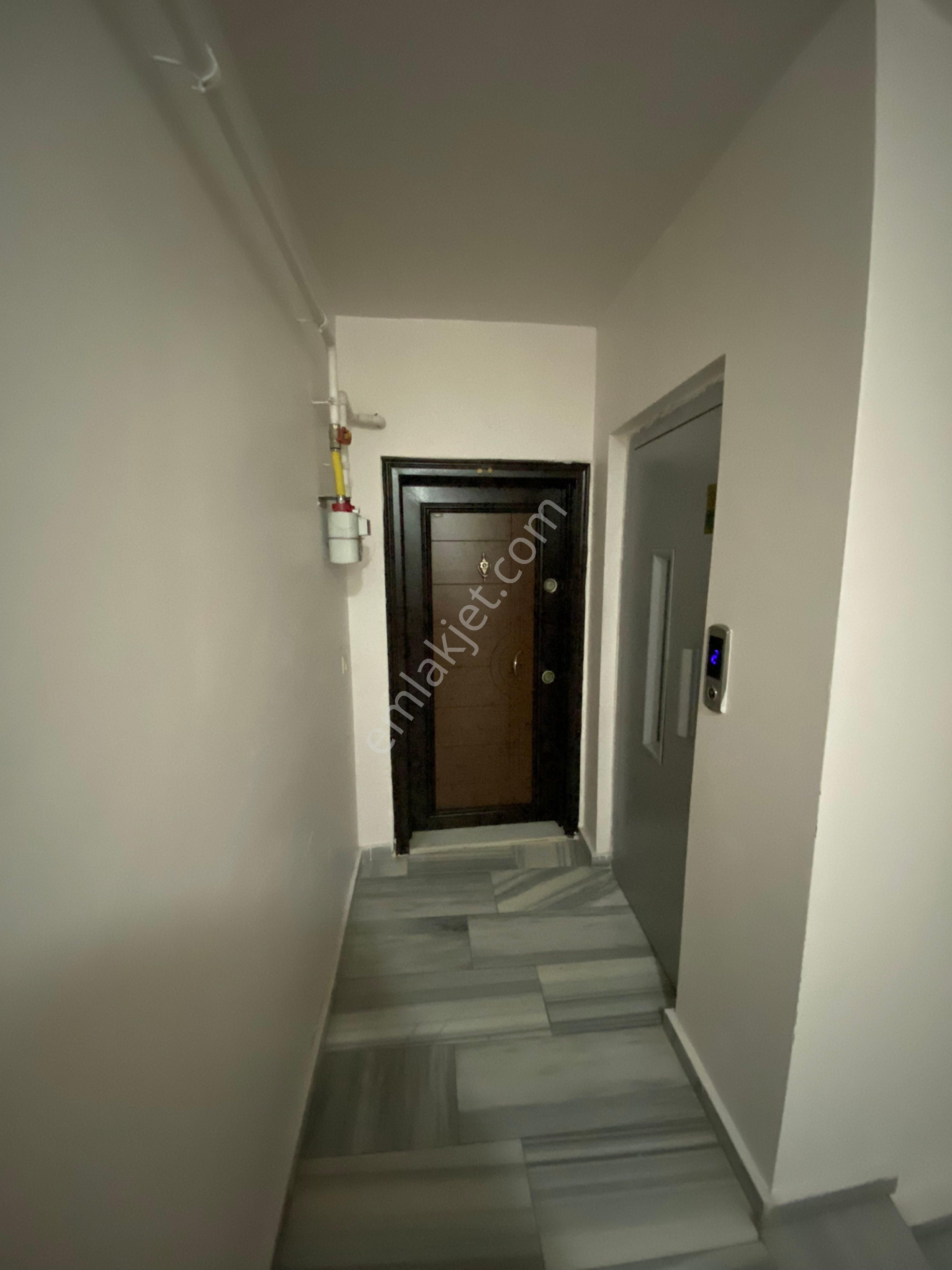 Biga Hamdibey Mahallesinde Kiralık 2+1 Daire - Görsel 5