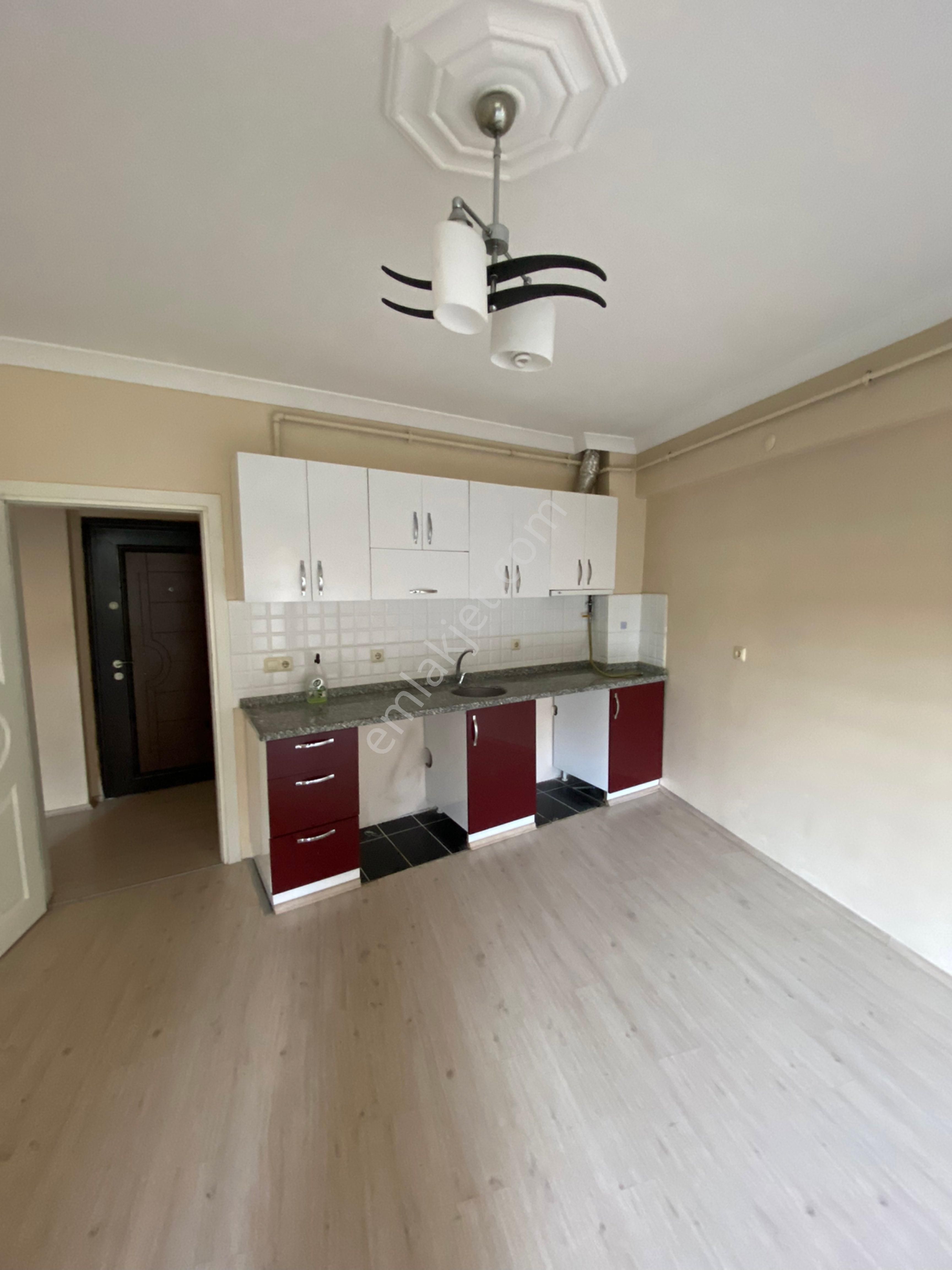 Biga Hamdibey Mahallesinde Kiralık 2+1 Daire - Görsel 18