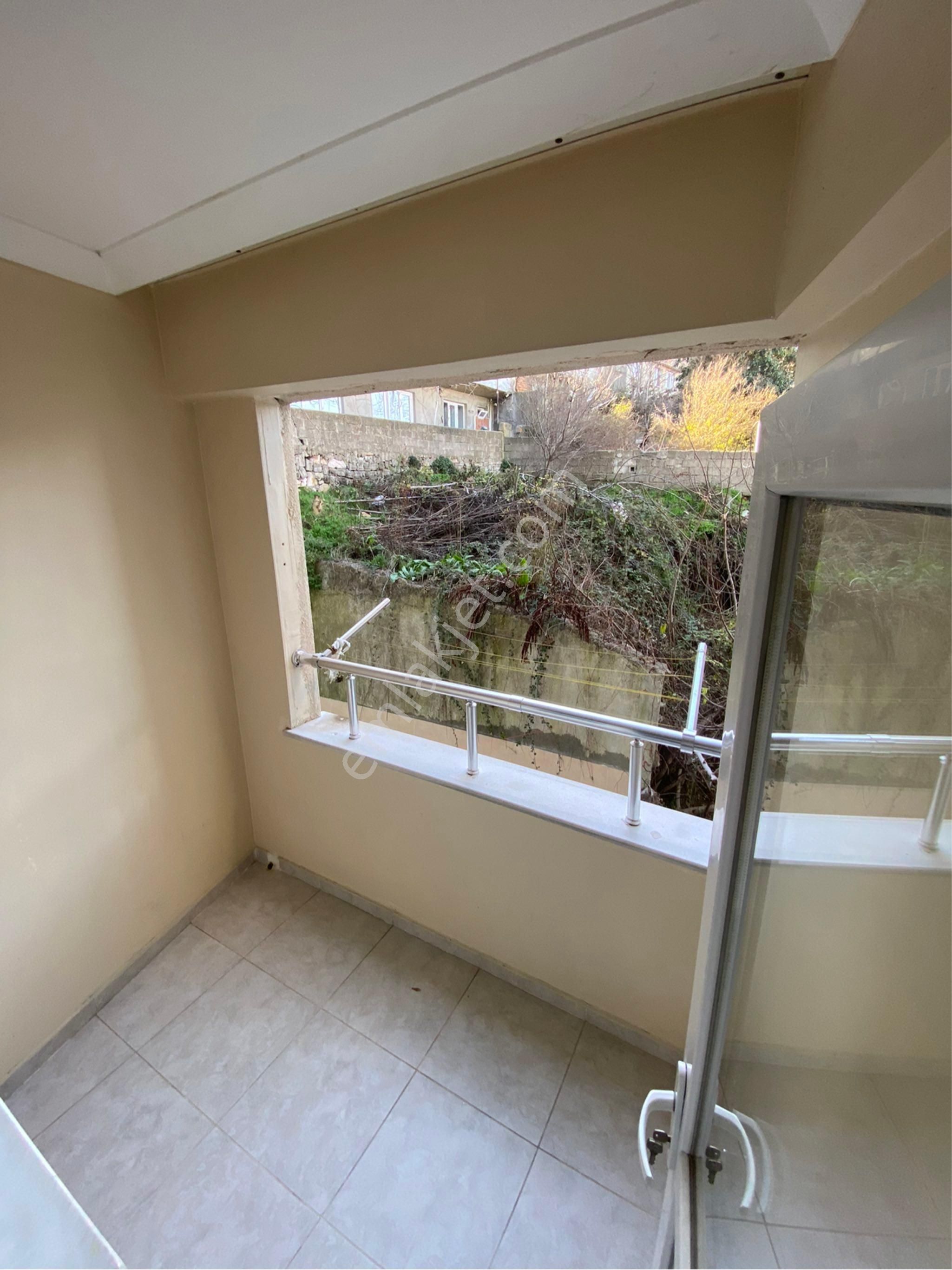 Biga Hamdibey Mahallesinde Kiralık 2+1 Daire - Görsel 6