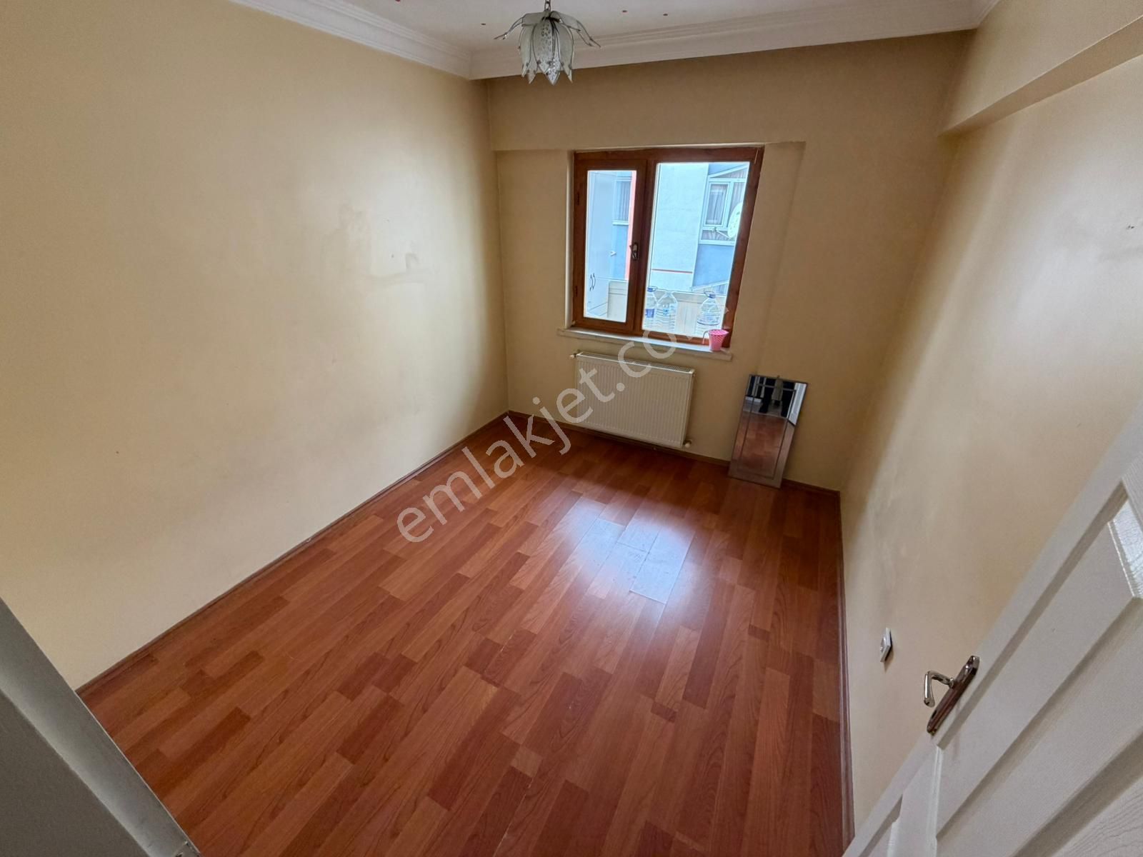 Akşemsettin Mah 3+1 Ara Katta Bağımsız Geniş M² Ön Cephe Daire - Görsel 17