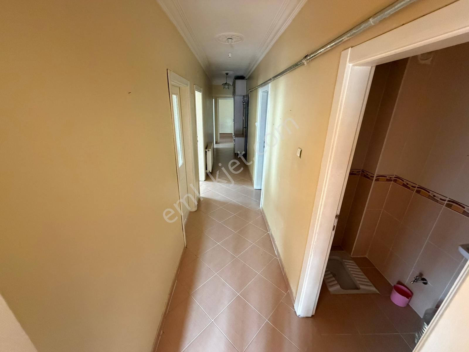 Akşemsettin Mah 3+1 Ara Katta Bağımsız Geniş M² Ön Cephe Daire - Görsel 26