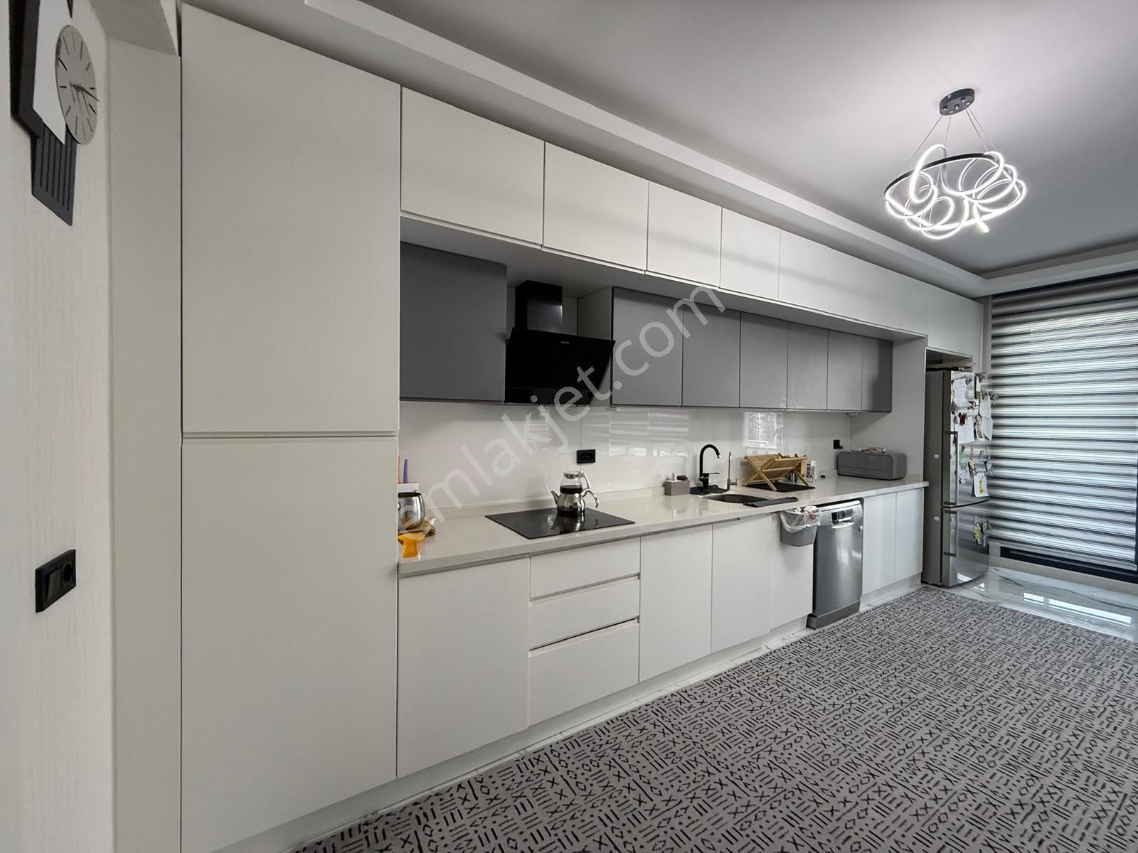 Yenimahalle Susuz'da Lüks Site İçerisi 4+1 Satılık Konut