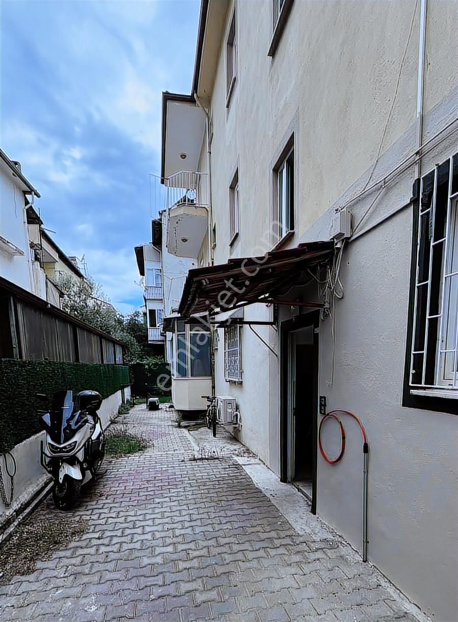 Stoptan Tuzla Denize 350m. 3+1 Bakımlı İkinci Kat 6.750 - Görsel 3