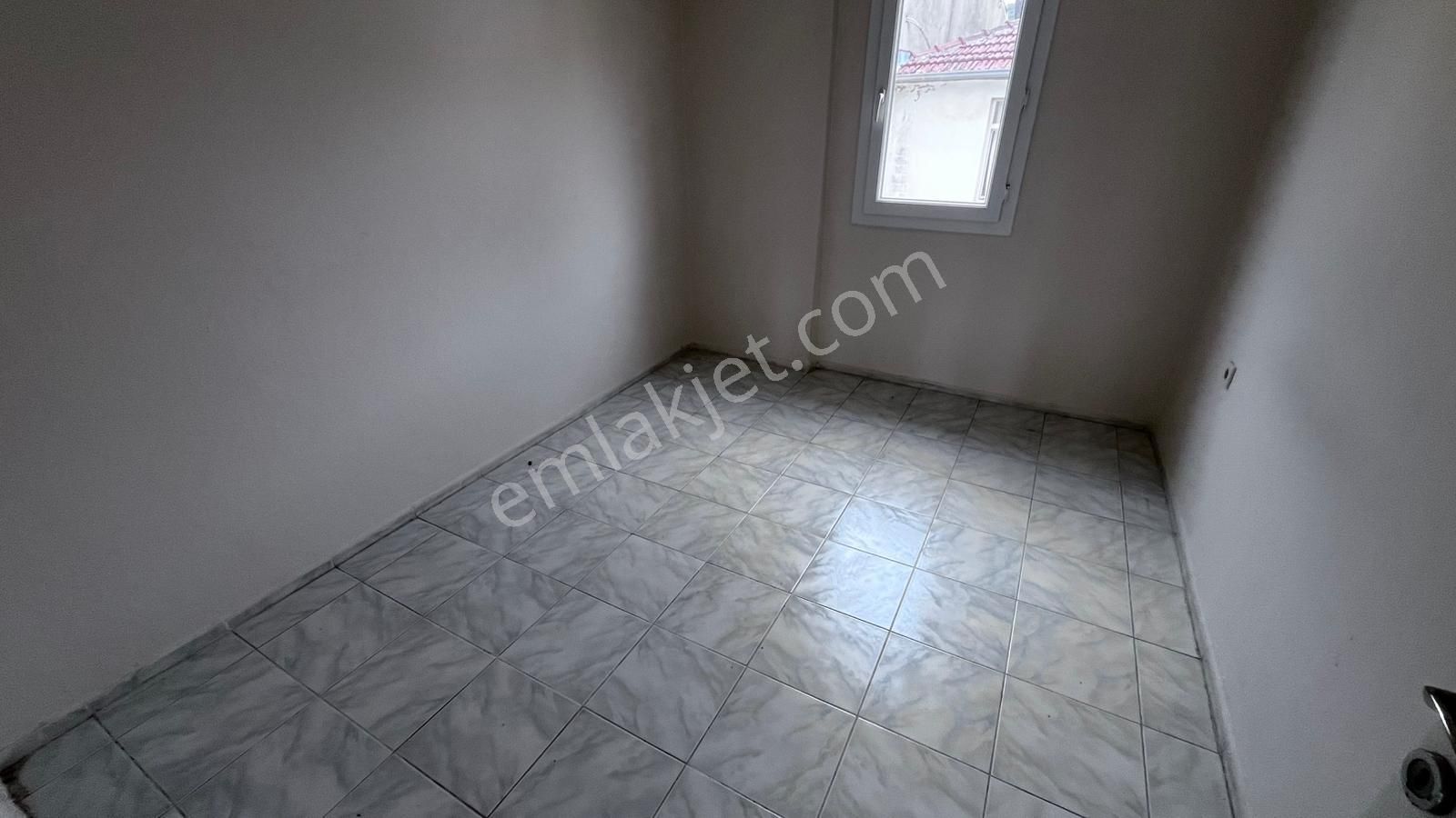 Stoptan Tuzla Denize 350m. 3+1 Bakımlı İkinci Kat 6.750 - Görsel 20