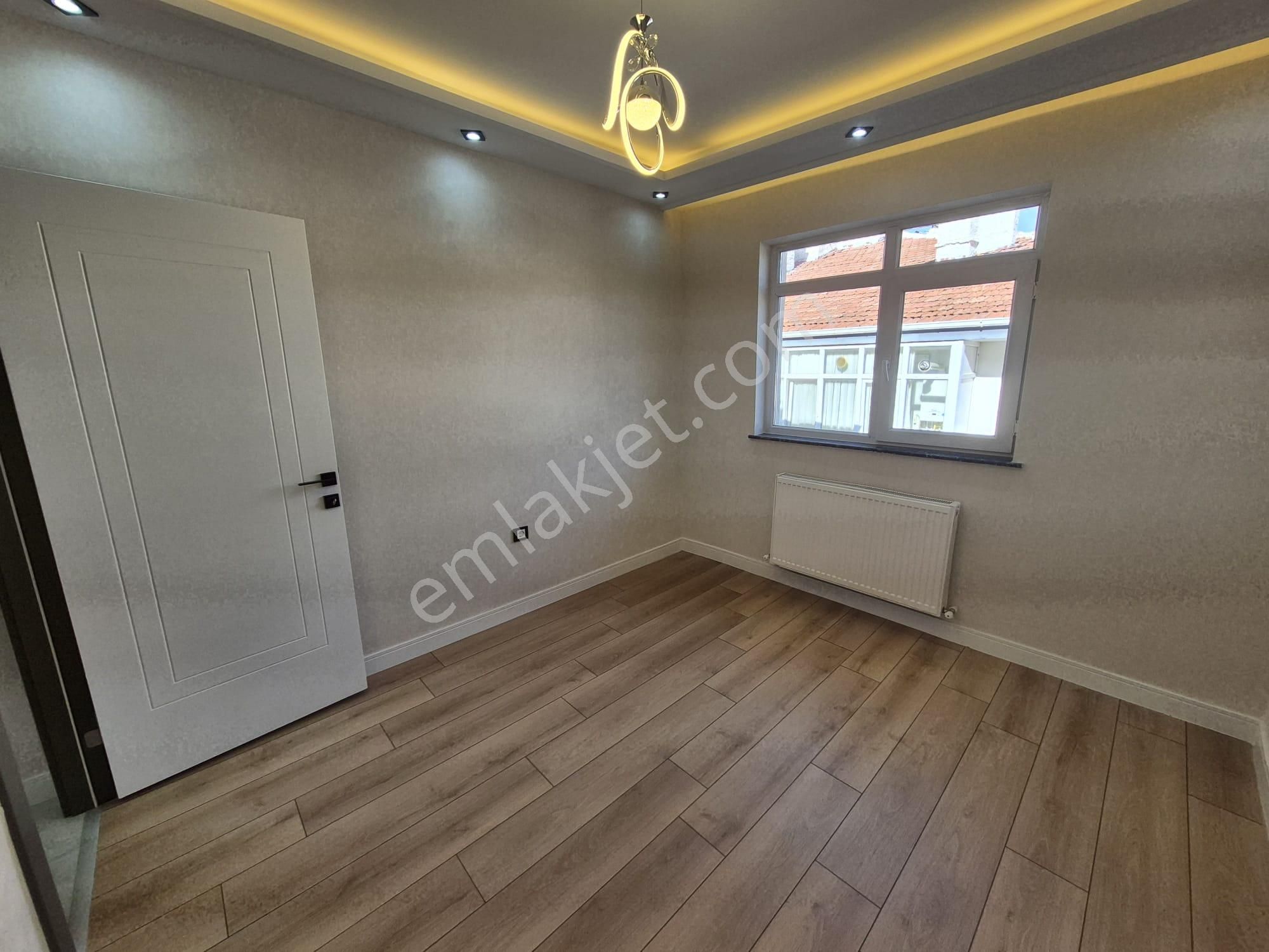 *** Şeftali Sok 3+1 Yenilenmiş Satılık Daire *** - Görsel 13