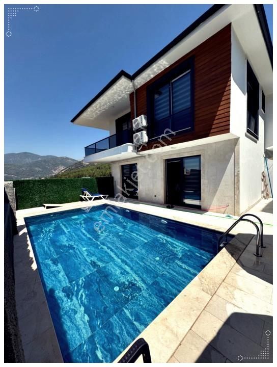 Fethiye Üzümlü'de Satılık Lüks Villa - Görsel 7
