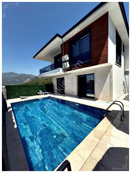 Fethiye Üzümlü'de Satılık Lüks Villa - Görsel 10