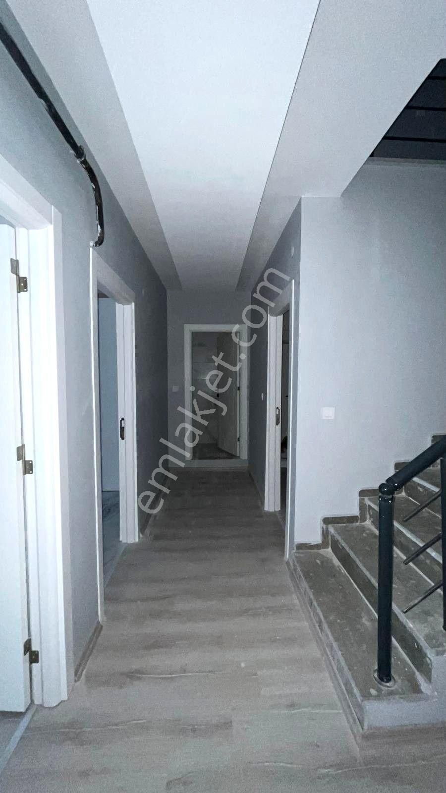 E.dinçer'de Sıfır Önü Kapanmaz 4+1 Lüks Dubleks Daire - Görsel 3