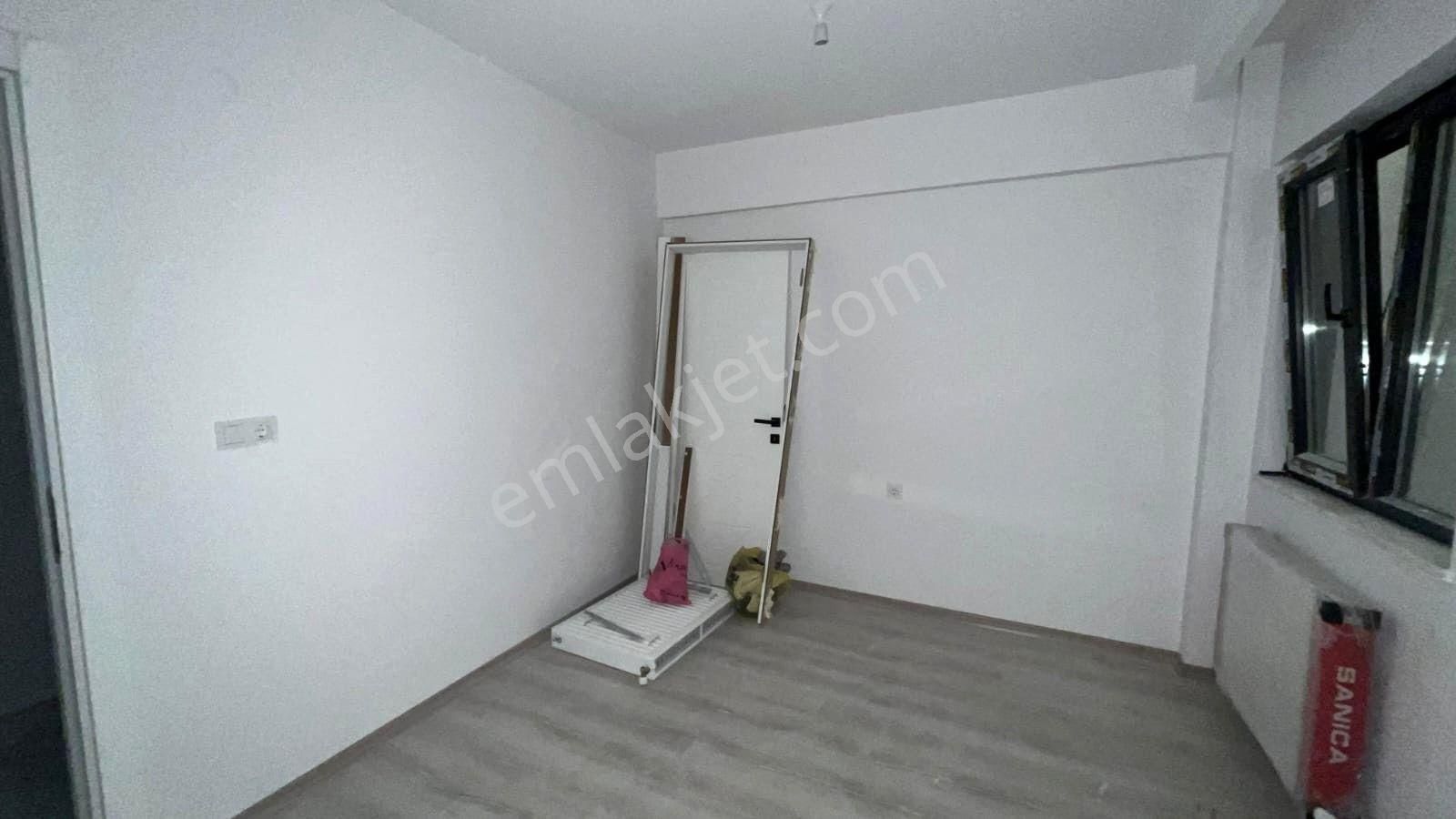 E.dinçer'de Sıfır Önü Kapanmaz 4+1 Lüks Dubleks Daire - Görsel 17