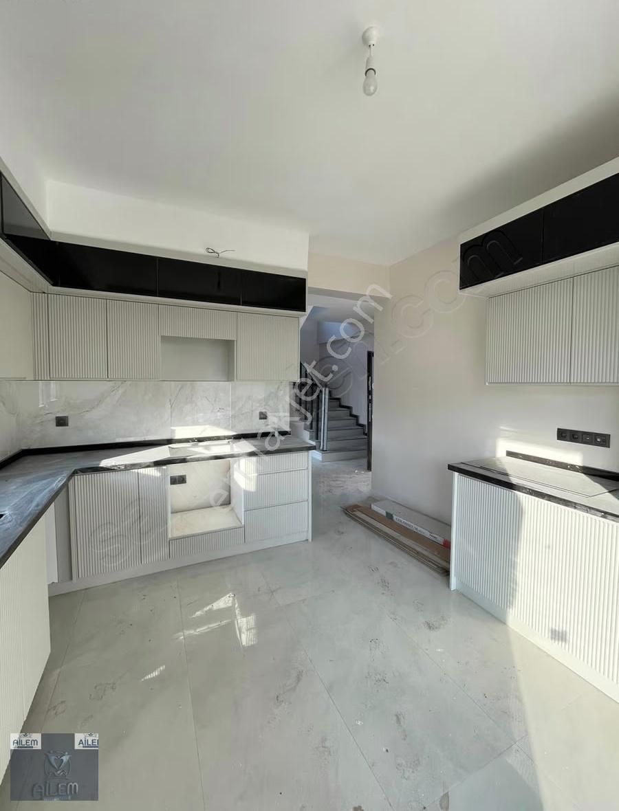 Eğribucak'ta Ayrıcaklı Bir Yaşam 6+1 Ultra Lüks Villamız Satışta - Görsel 2