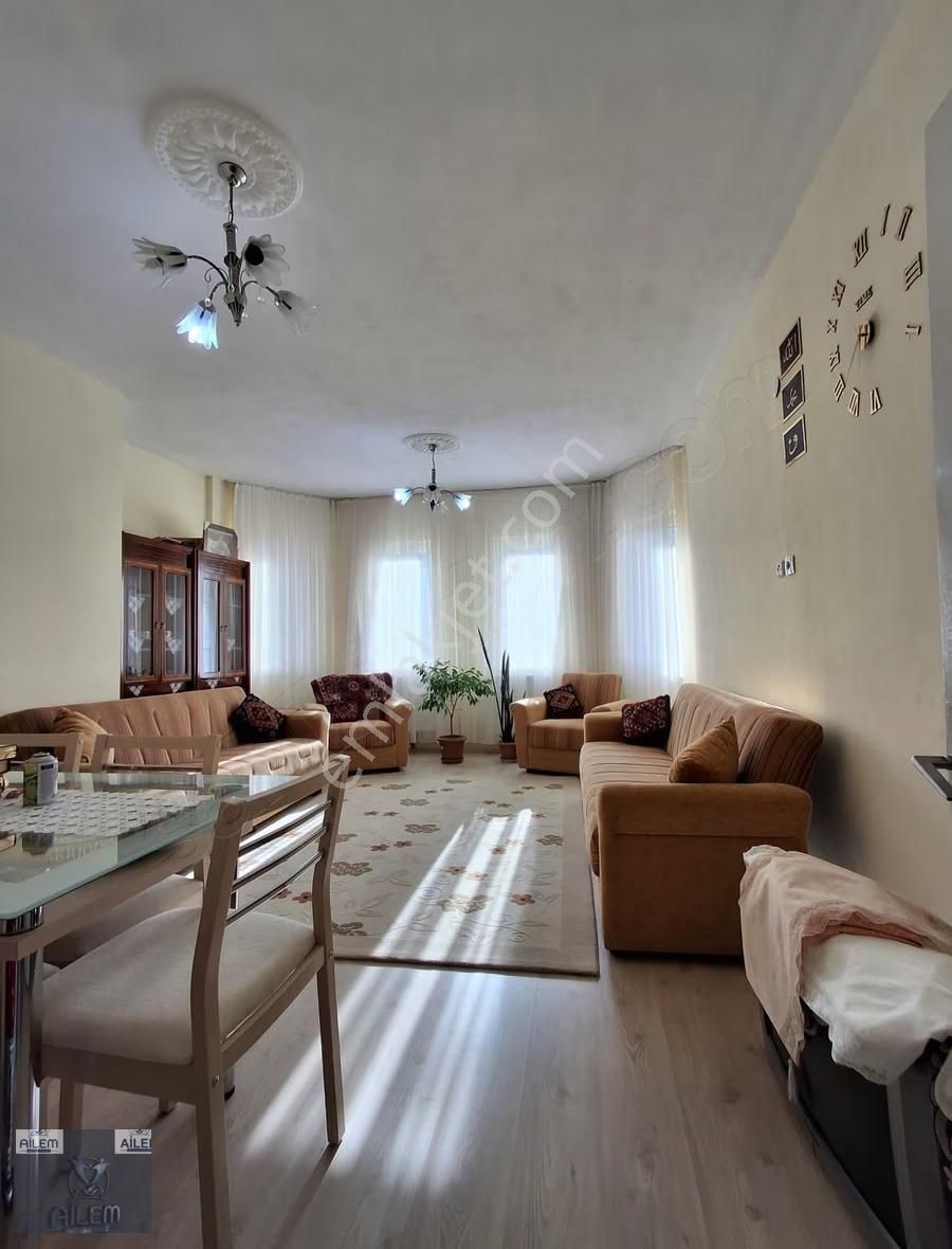 Yavuz Selim Mahallesinde 2+1 Güney Cepheli Satılık Fırsat Daire