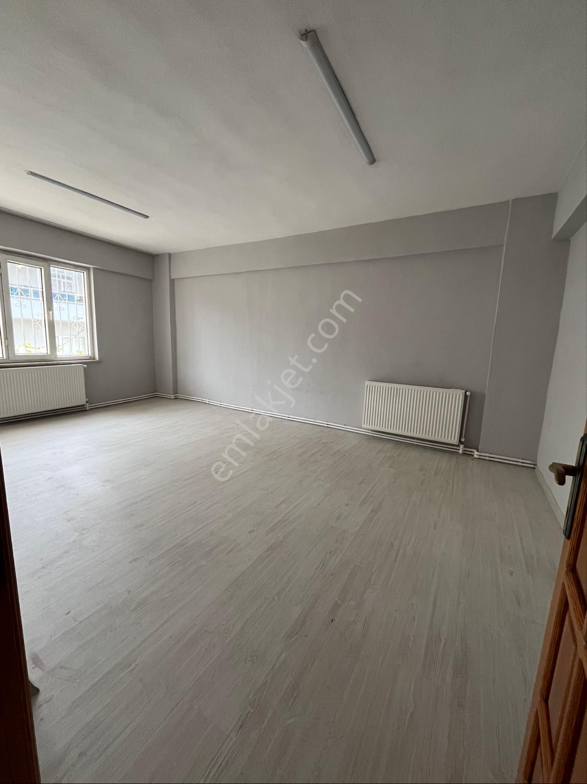 Yeşil Mahallede Geniş 3+1 Kiralık - Görsel 3