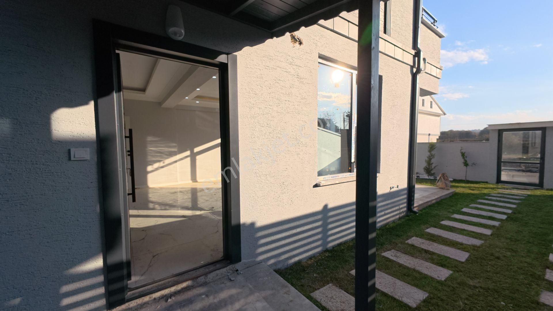 Kocaali De Havuzlu Ön Cephe 4+1 Villa - Görsel 16