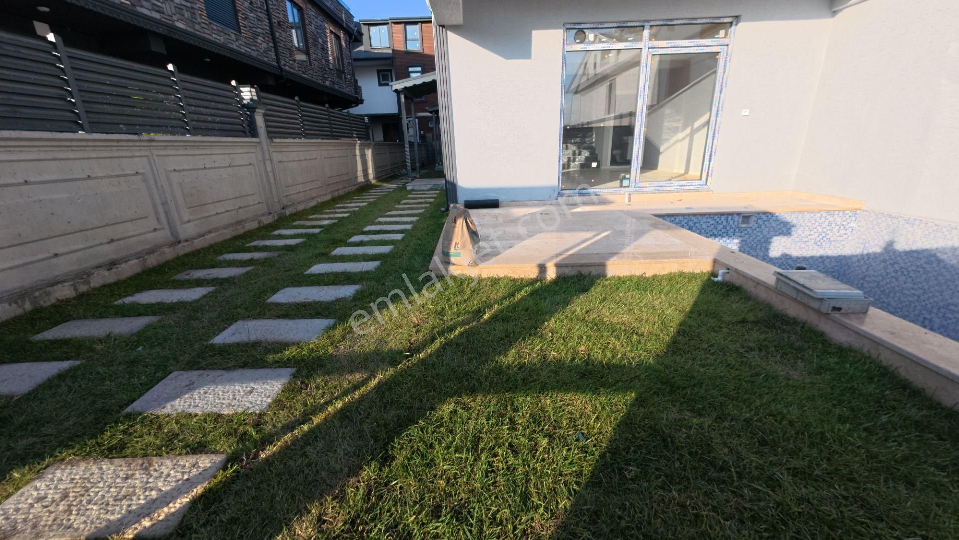 Kocaali De Havuzlu Ön Cephe 4+1 Villa - Görsel 10