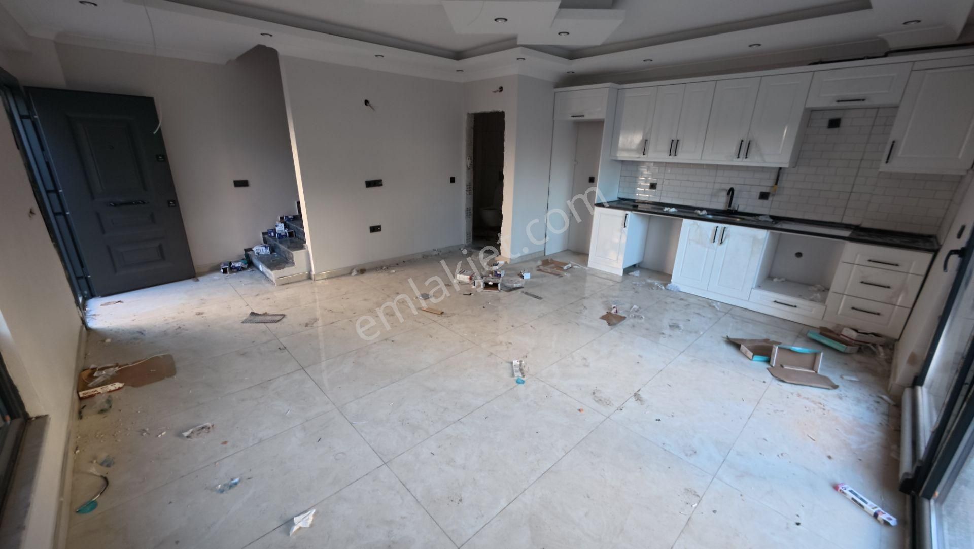 Sahile Yakın Bahçeli Kaçırılmayacak Fiyatta 4+1 Satılık Villa!!! - Görsel 19