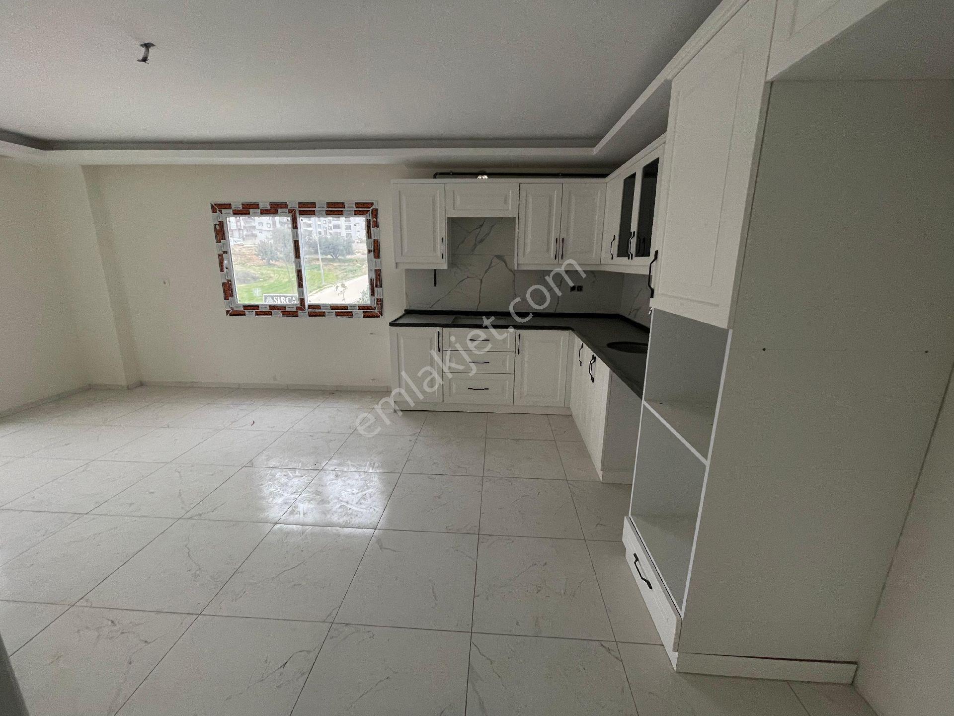 Ra Gayrimenkul Kırklarsırtı İncirlikuyu Tarafı Göl Evleri Civarı Sıfır 4+1 Daire - Görsel 5