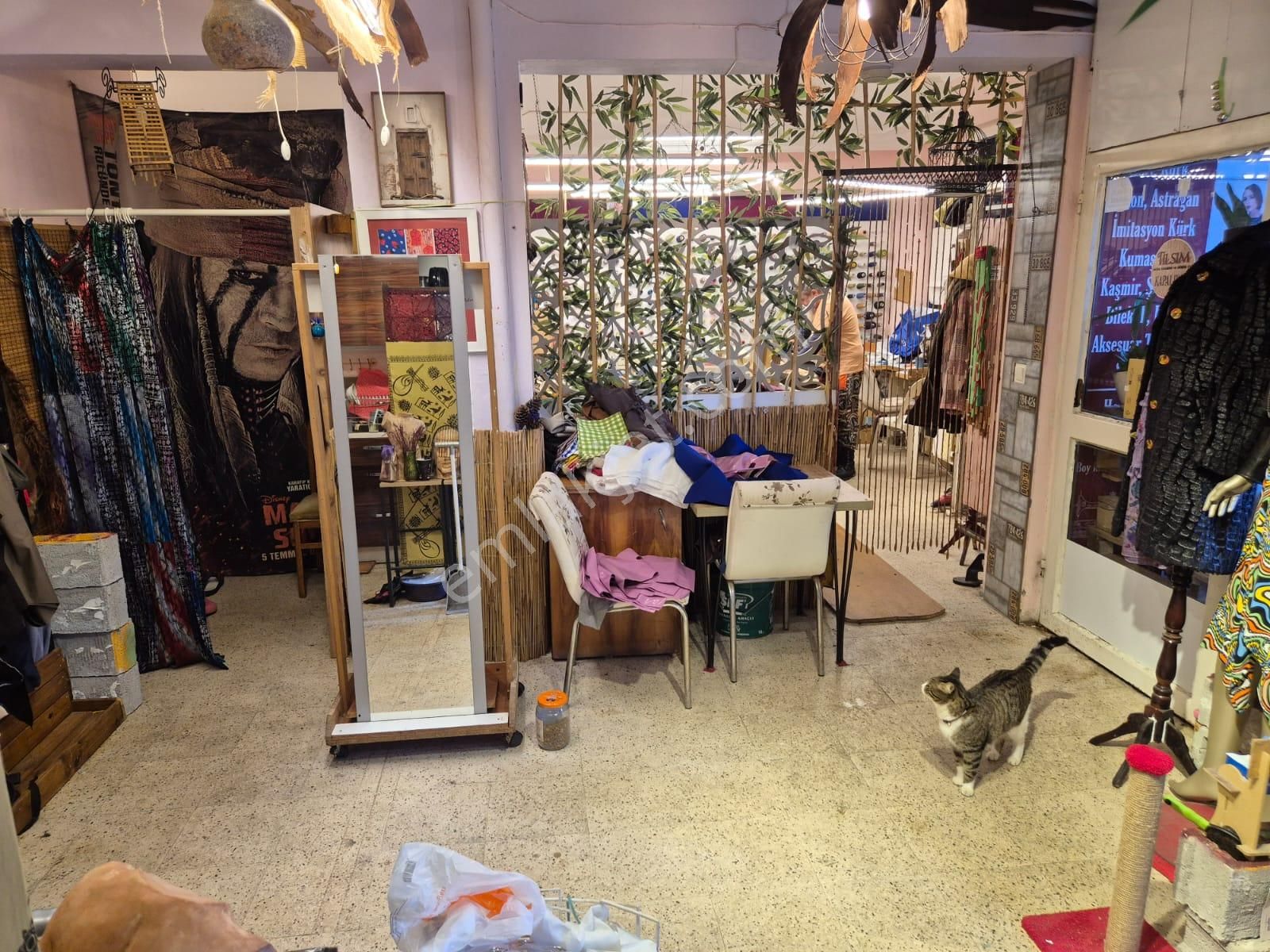 İktisat Emlak'dan Konyaaltı/altınkum Mahallesinde 65 M2 Satılık Dükkan