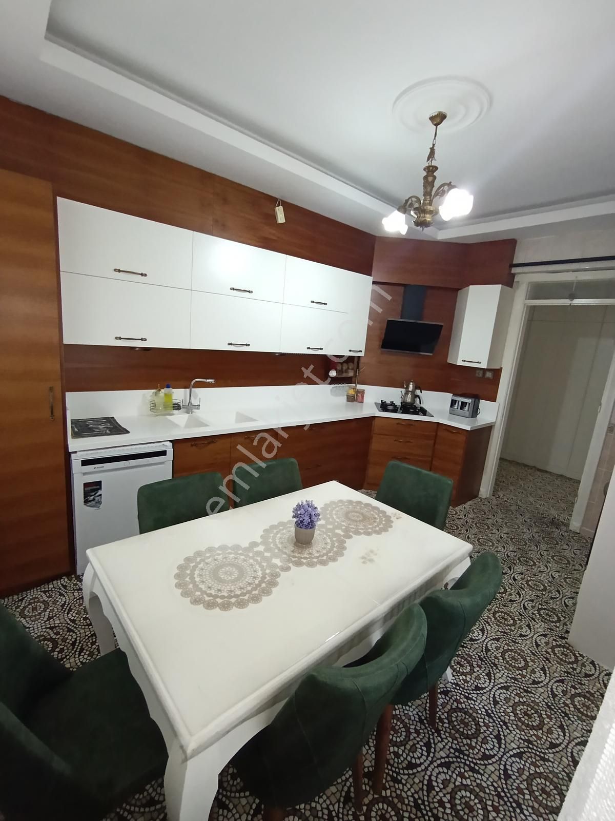 H.arslan'dan Emek Hastanesi Karşısı Full Bakımlı 3+1 - Görsel 3