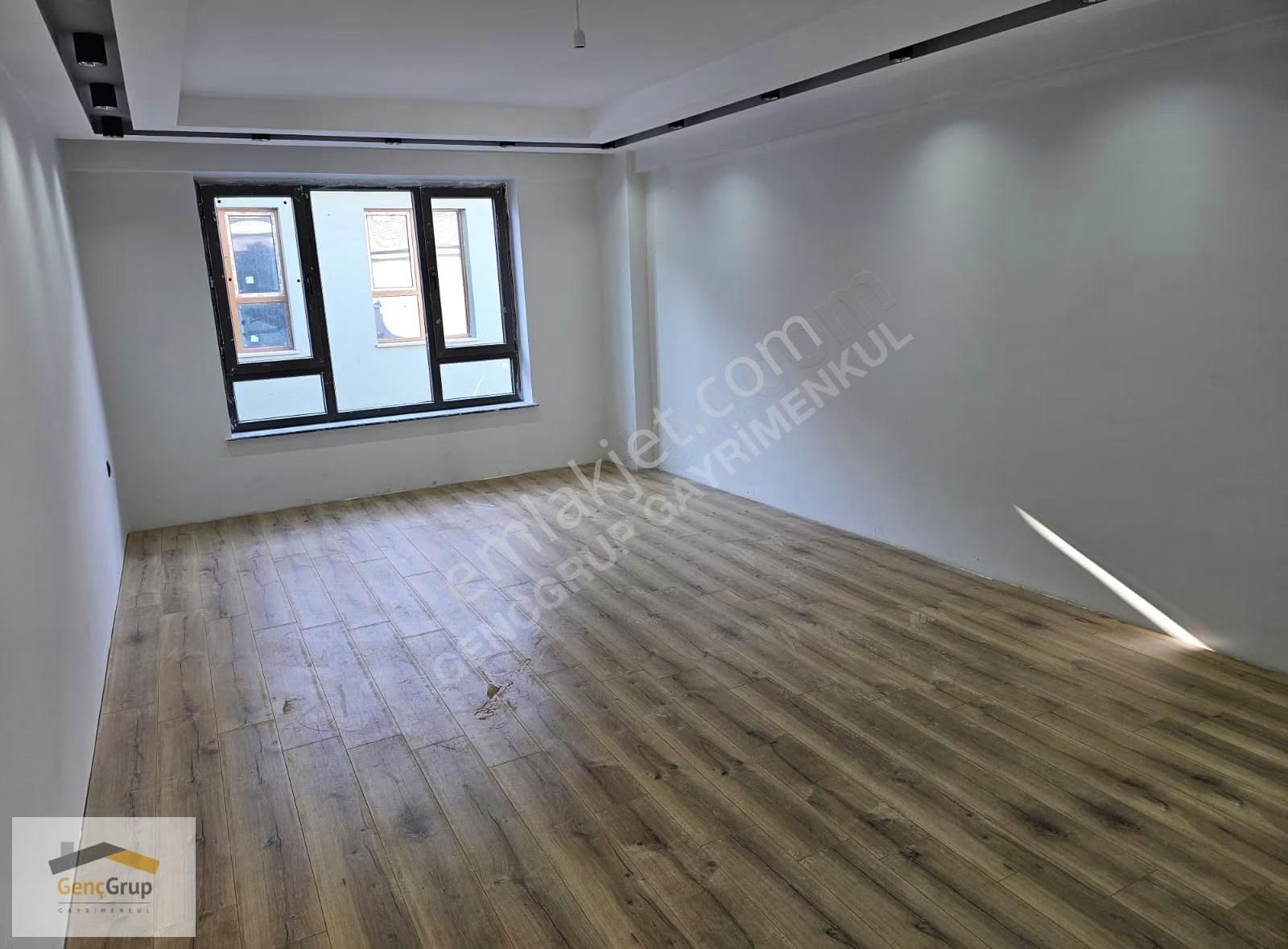 *genç Grup* Batıkent Mh Yerden Isıtma E.banyo Özel Garaj Lüx 3+1 - Görsel 12